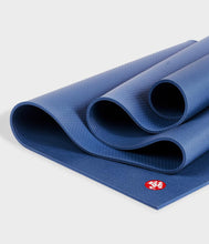 Load image into Gallery viewer, Manduka Mats PRO Solid 71 inch Odyssey